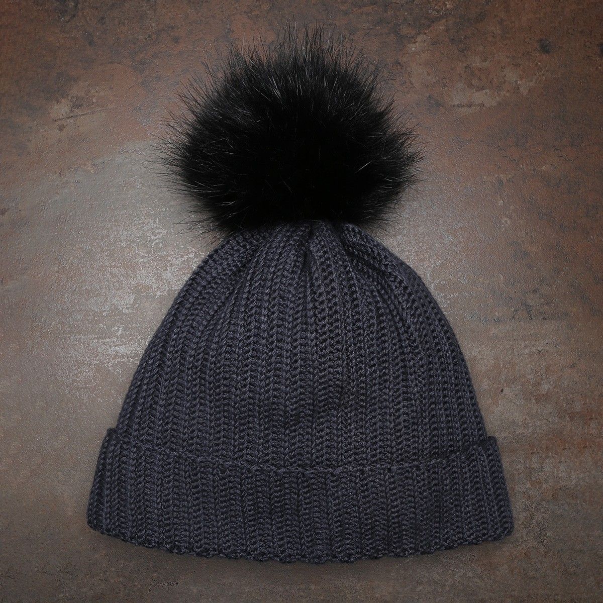 Pom Pom - Black - Image 3