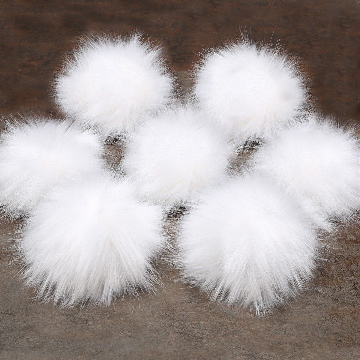 Pom Pom - White - Image 3