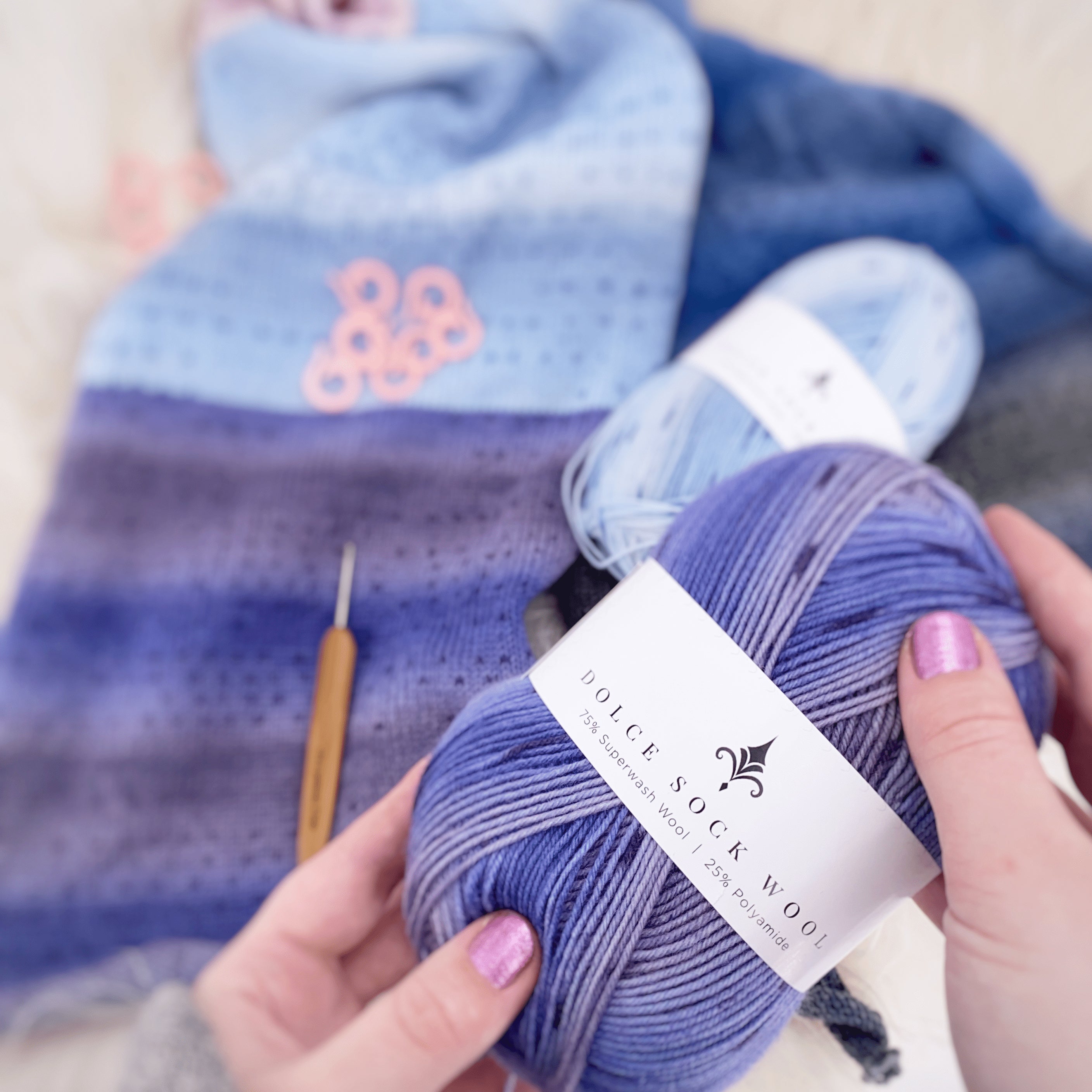 Dolce Sock Wool Dots - Image 13