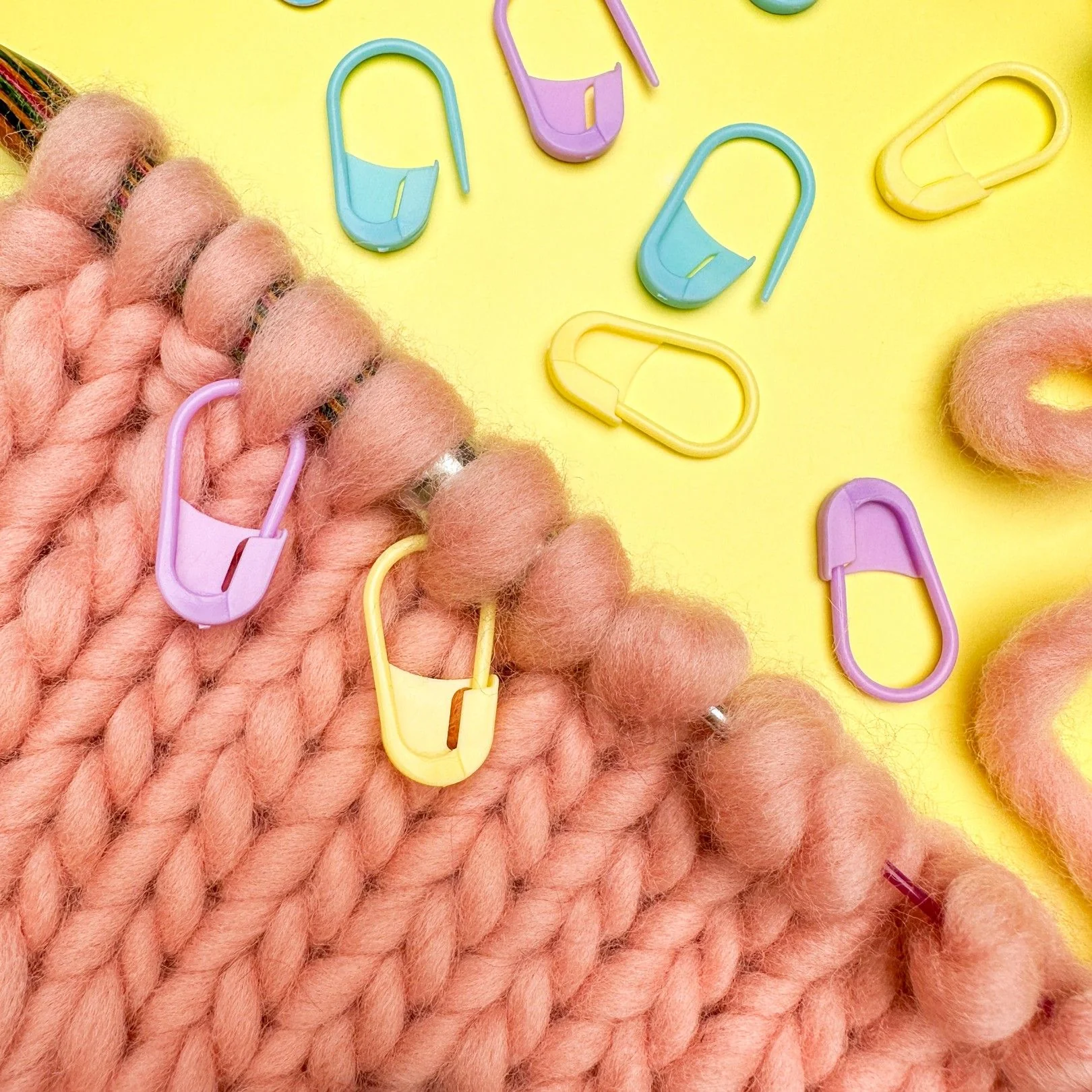 Jumbo Stitch Markers w. lock - Image 4