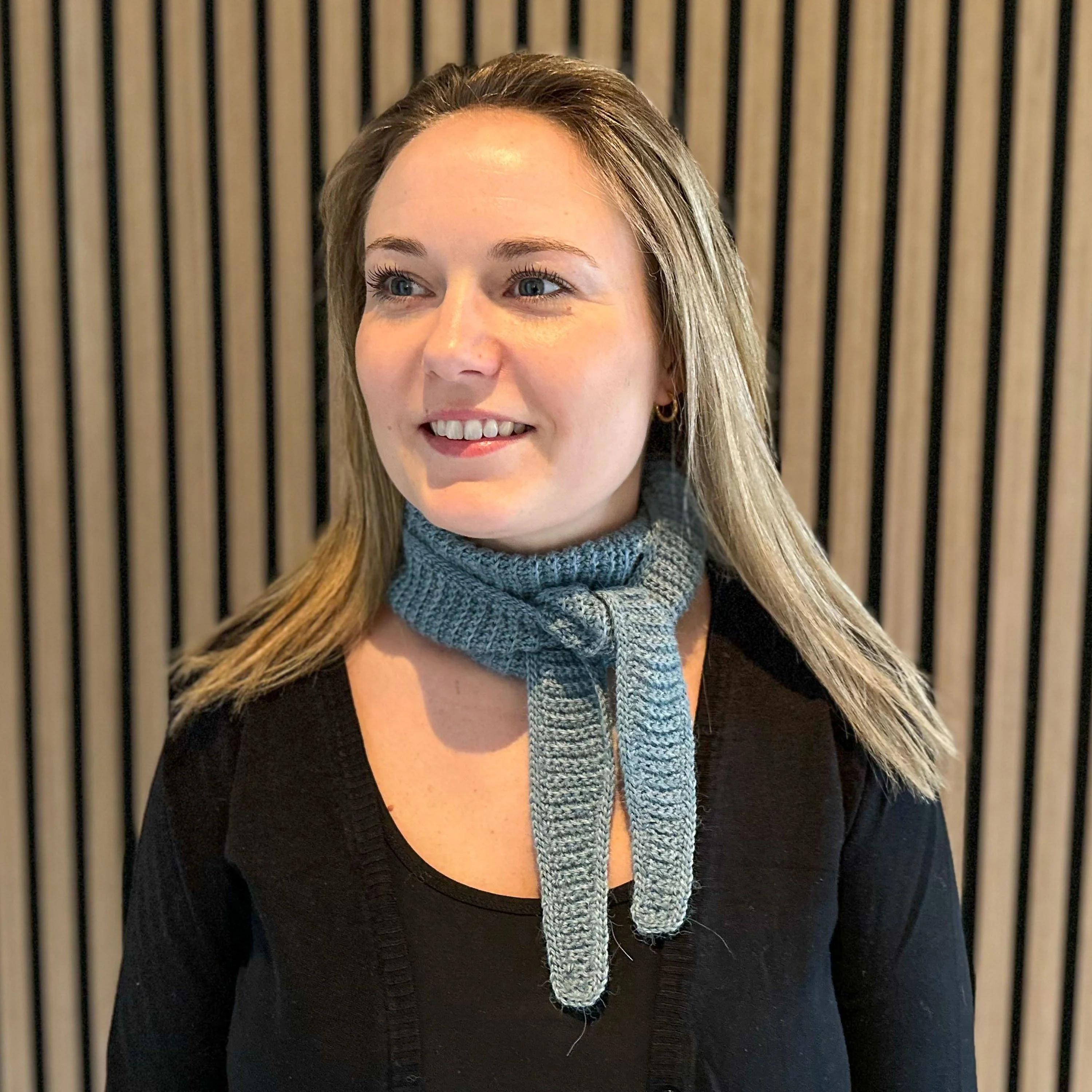 Simple Scarf - Image 7
