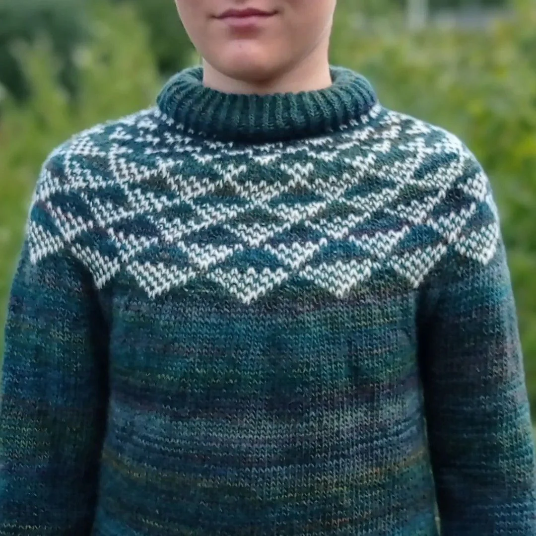 Triangle - Kid sweater - Image 4