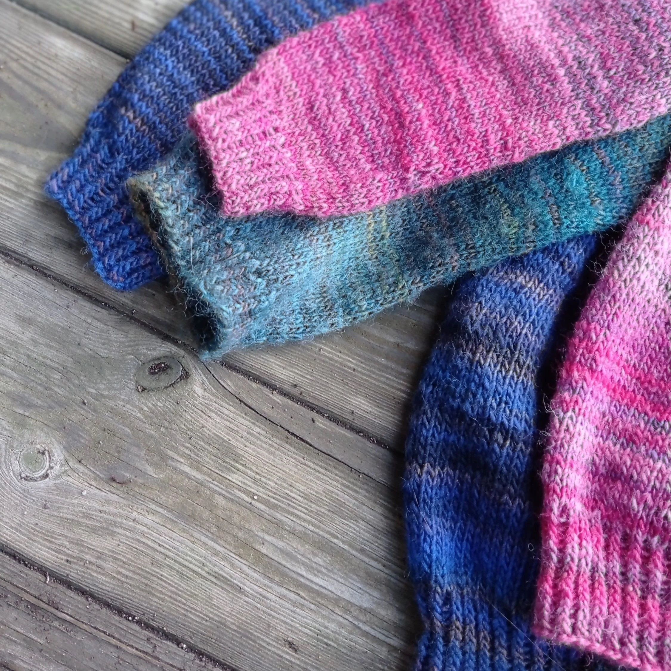 Triangle - Kid sweater - Image 6