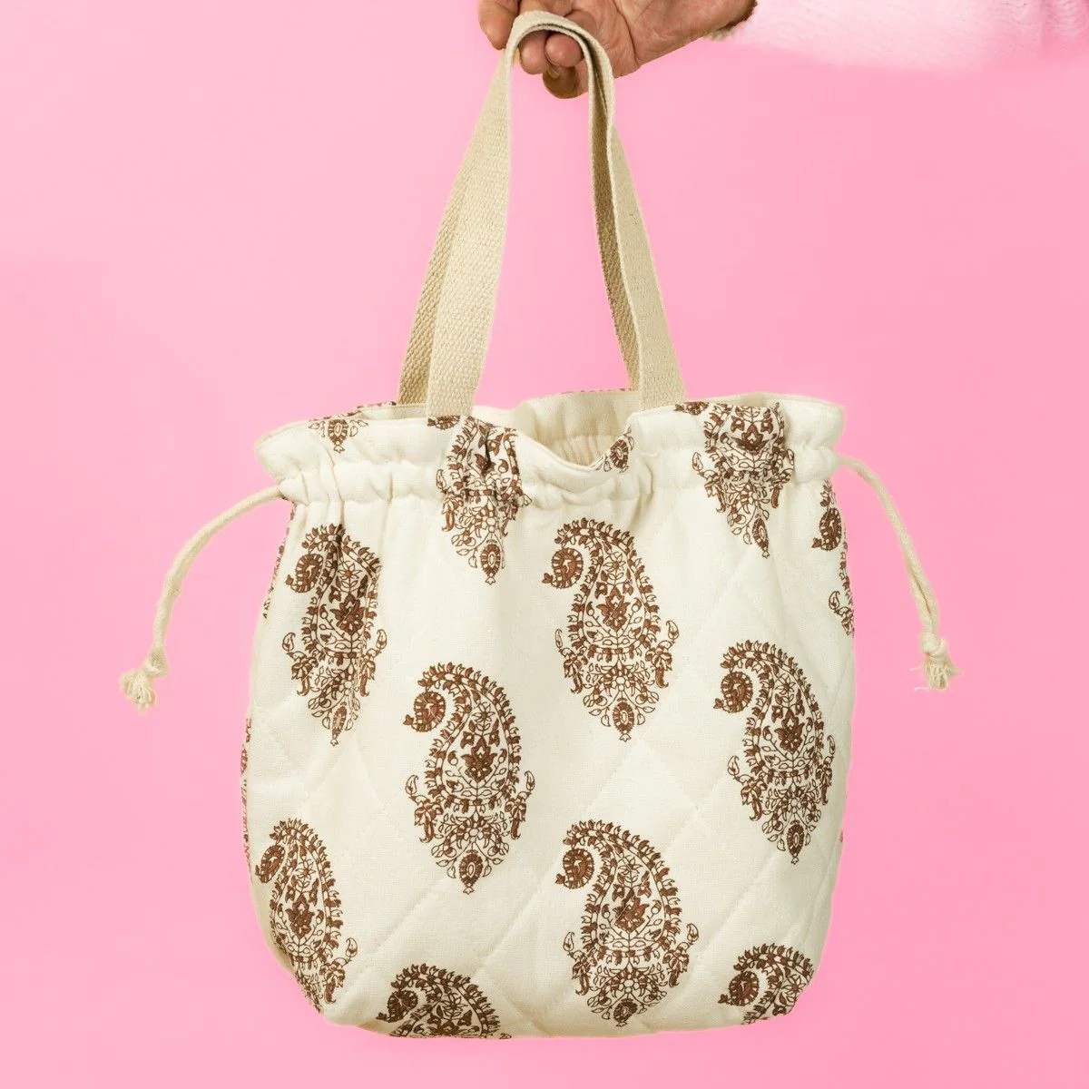 Quilted Project Bag w. Drawstring - Image 3