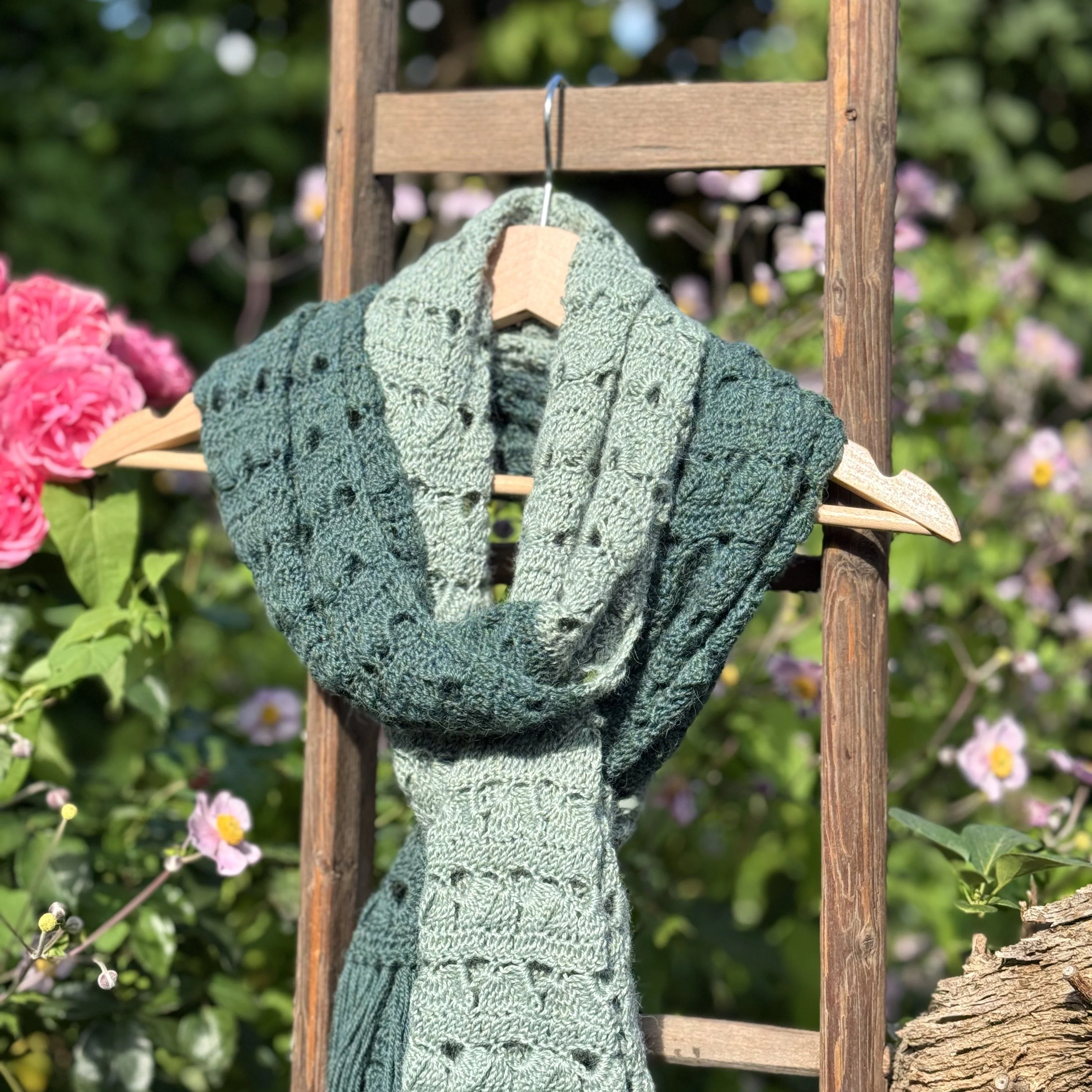 Two Ferns - Scarf - Image 9