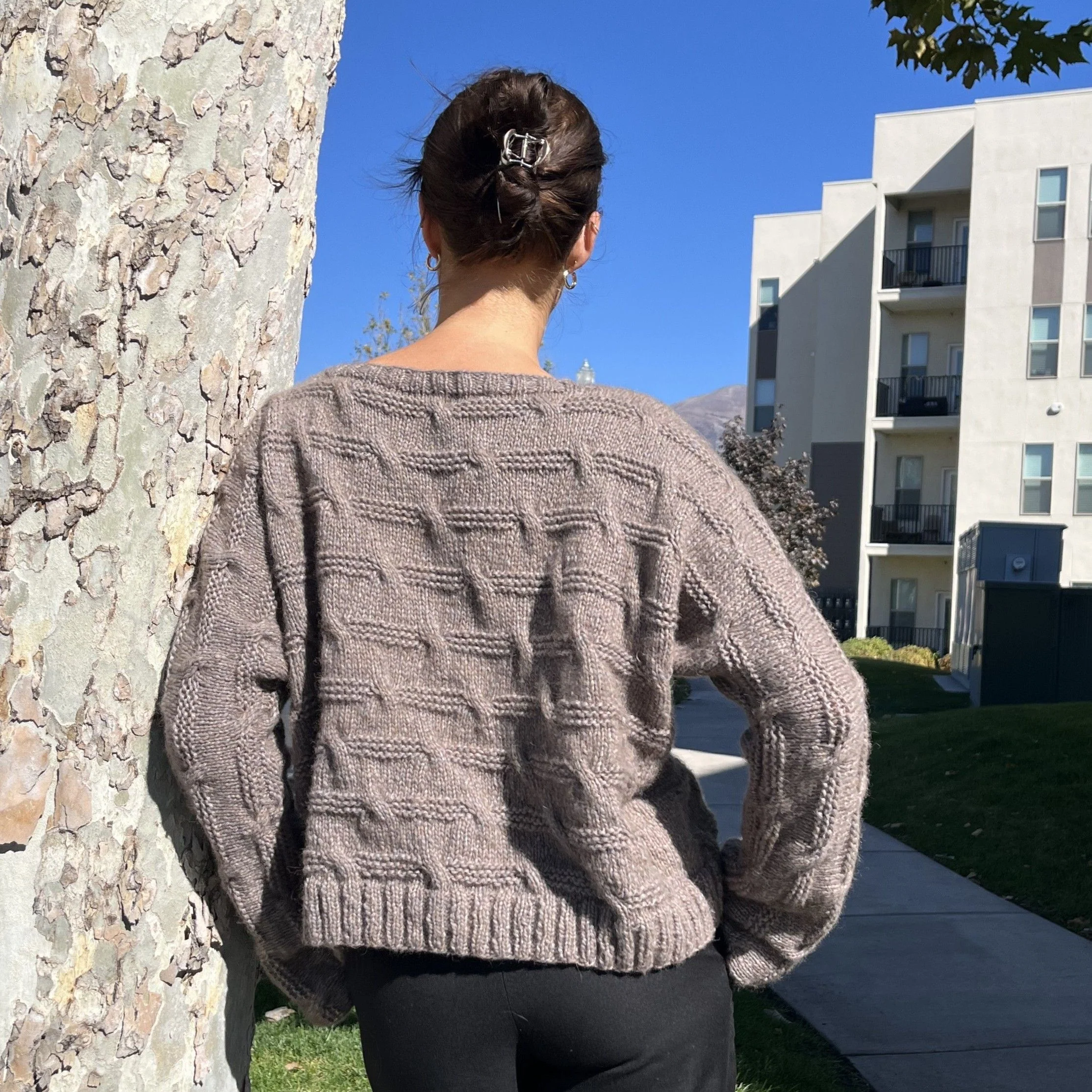 Chatty Chiara - Sweater - Image 4